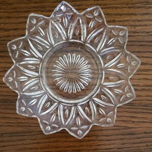 Vintage Federal Glass 1950’s Clear Glass Flower Petal Pattern Dish Bowl 12 Point